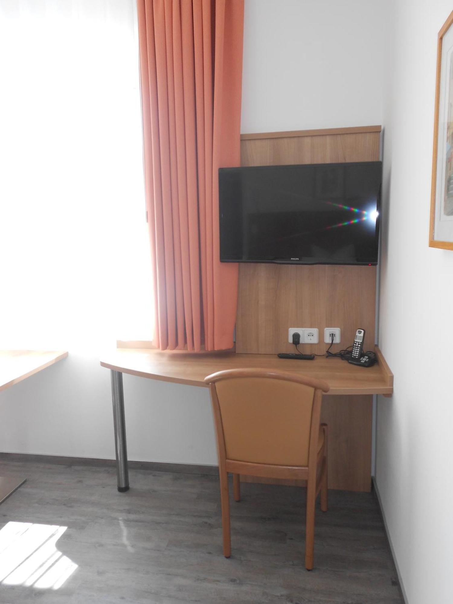 Apartment-Pension Schwalbennest Herzogenaurach Quarto foto